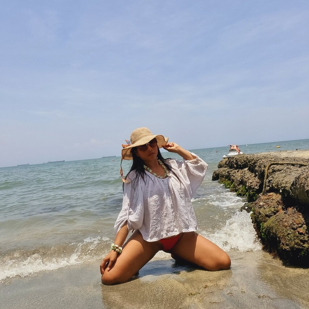 AlessRinaldi's Sex Photo Gallery with Nude Pics | Stripchat