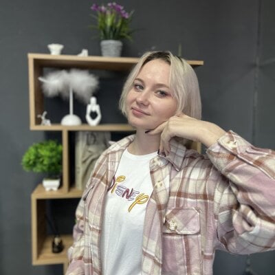 lynnefort from stripchat