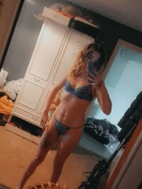 SexyLoXOX's webcam live show
