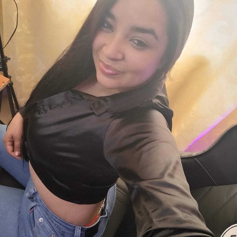 cheapadultsexcams.com kathi-miler livesex profile in spanish cams