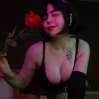 mona_meg's Offline Chat Room