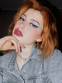 pink_pussy666's Offline Chat Room