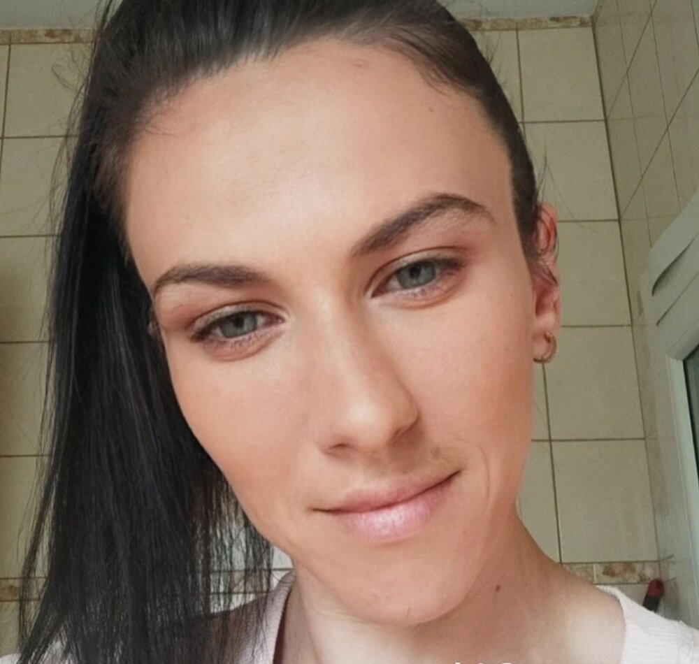 Esther_Lorine Free Live Webcam Show & XXX Chat xHamsterLive