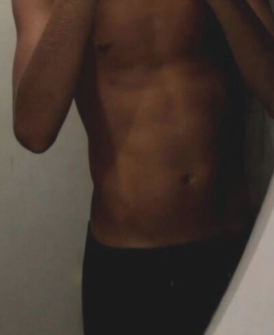 daddy_ricky Live Cam and Statistics on UnifiedCams