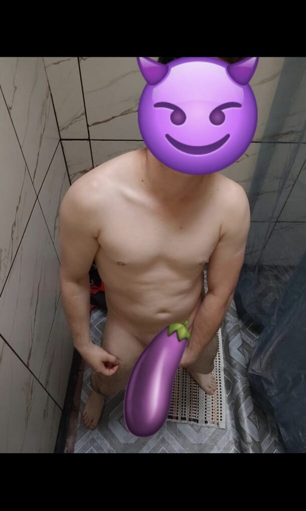 WhiteDragon-'s Offline XXX Chat