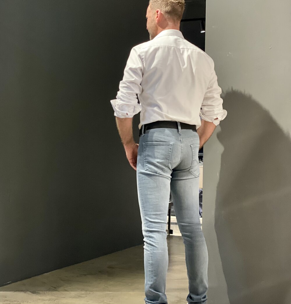 Mephisto333 Offline XXX-Chat