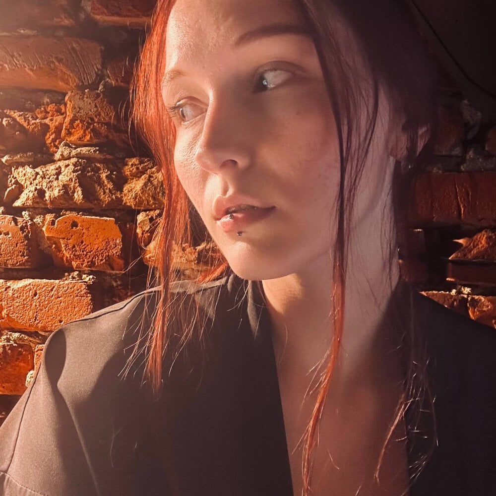 FoxyJulle profile
