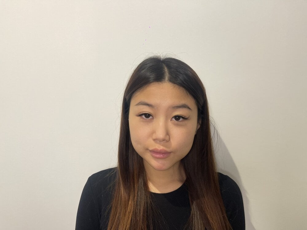 stripchat yundargenio webcam profile pic via livestrip-joy.com