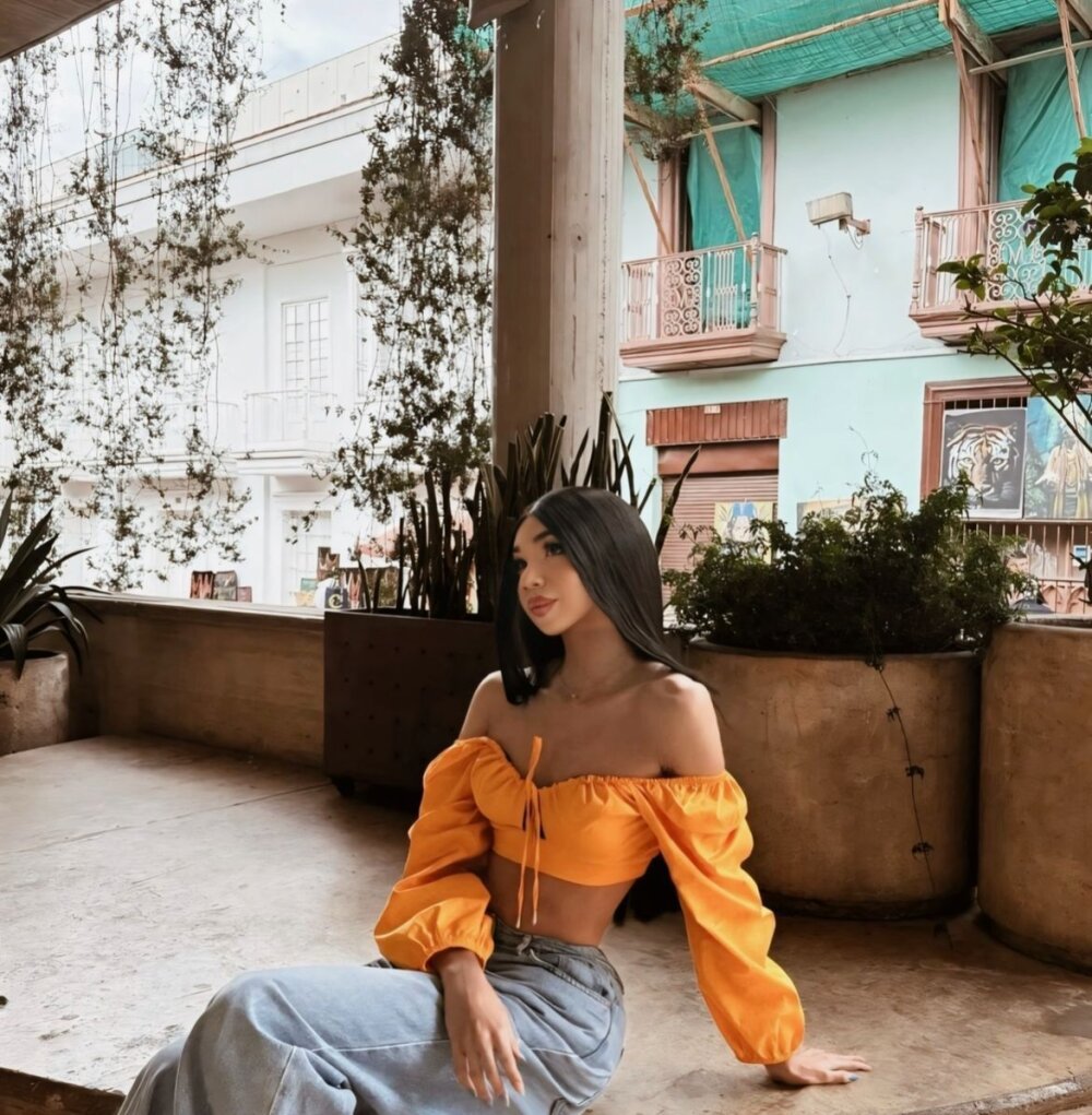 paola_garciaa__ 离线聊天室