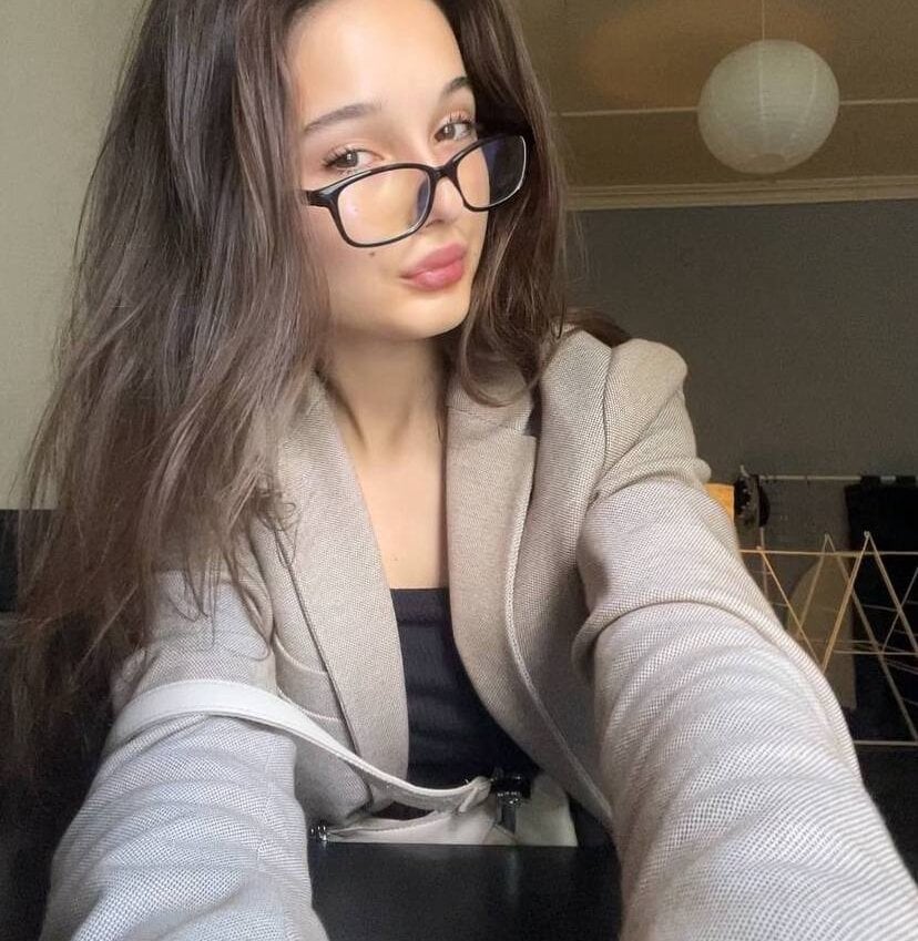chatnmate.com zaidakellner livesex profile in at-at cams