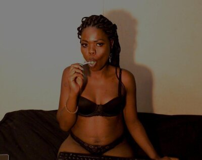StrawberryLips1XX