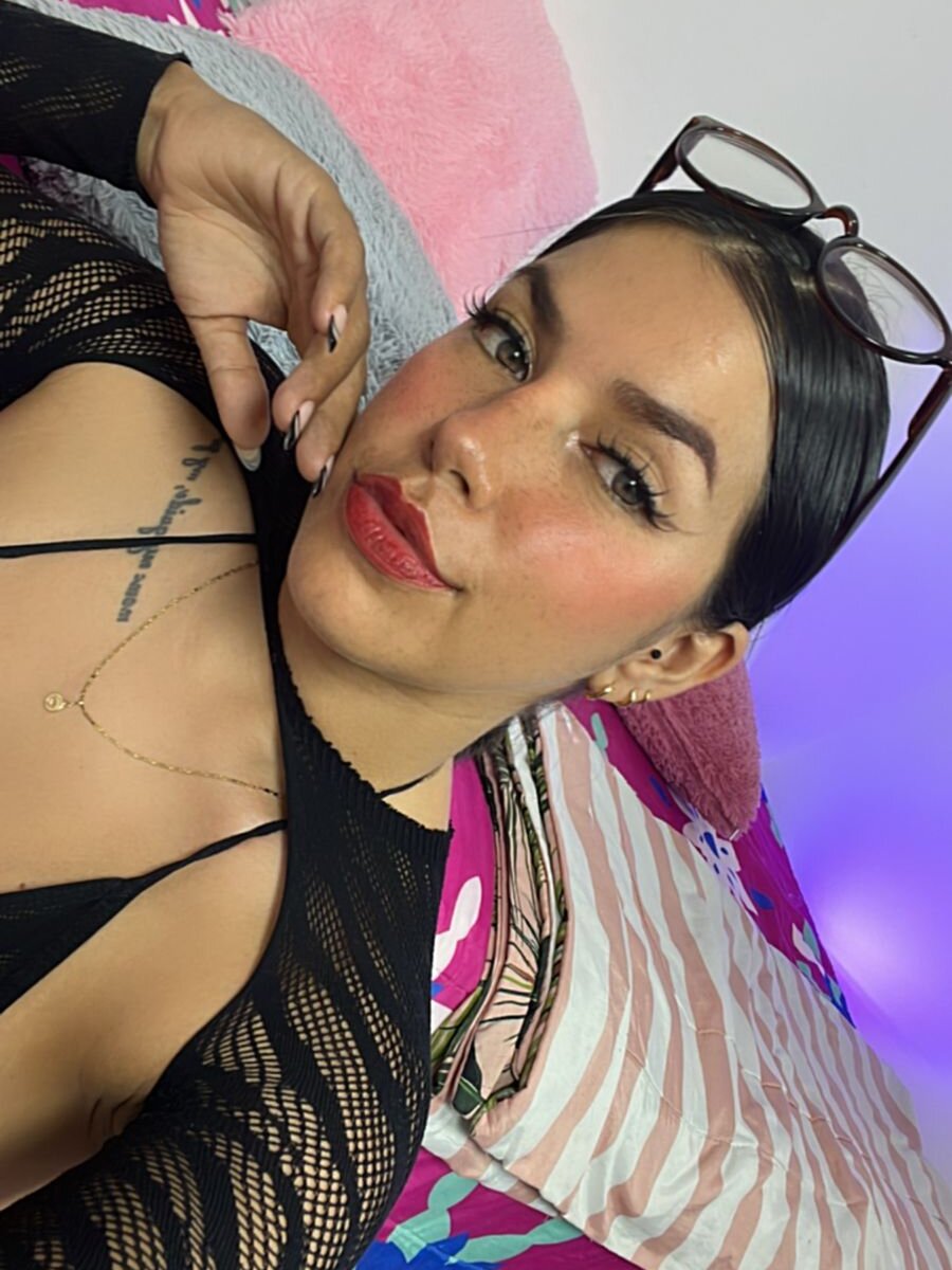 FOXYMEGAN_ profile
