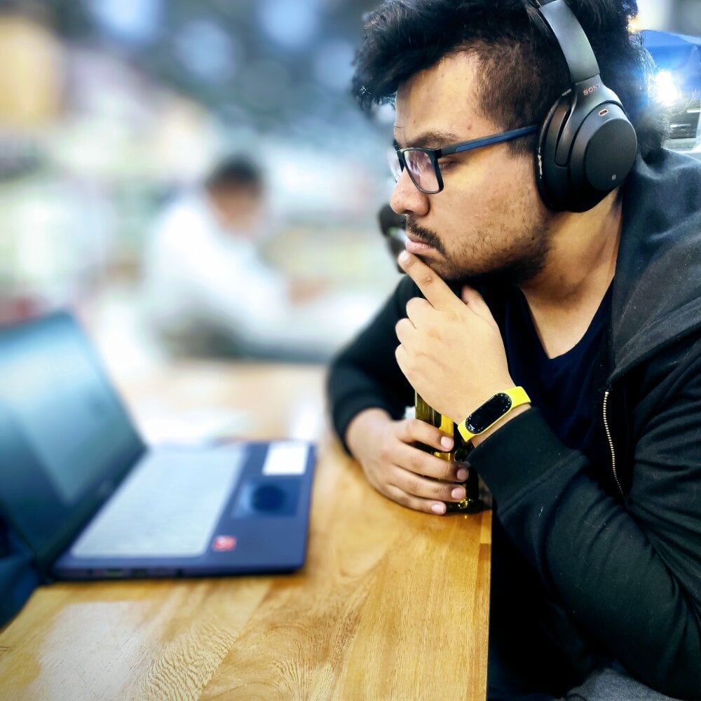 profeisaaco's Offline XXX Chat