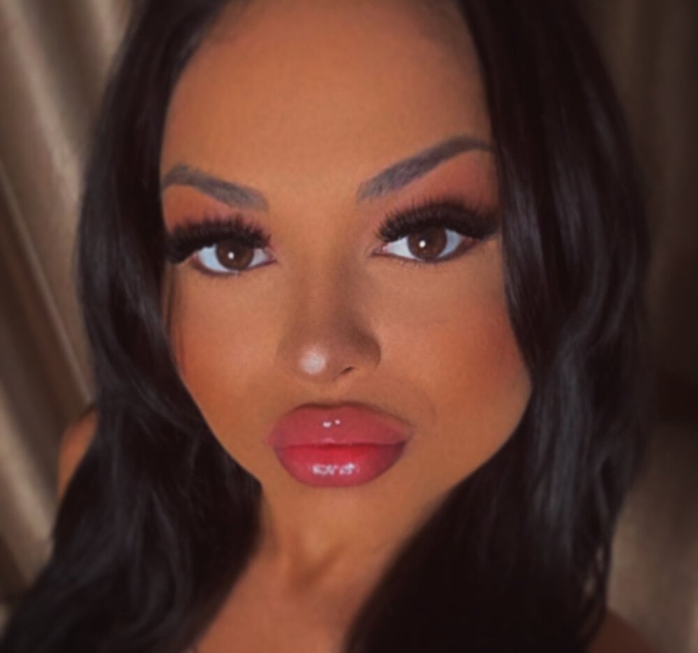 MichelleReys' Offline XXX Chat