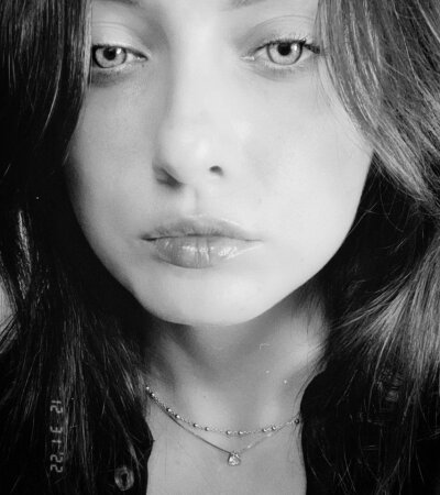 Gloriee 🌳 adult cam chat