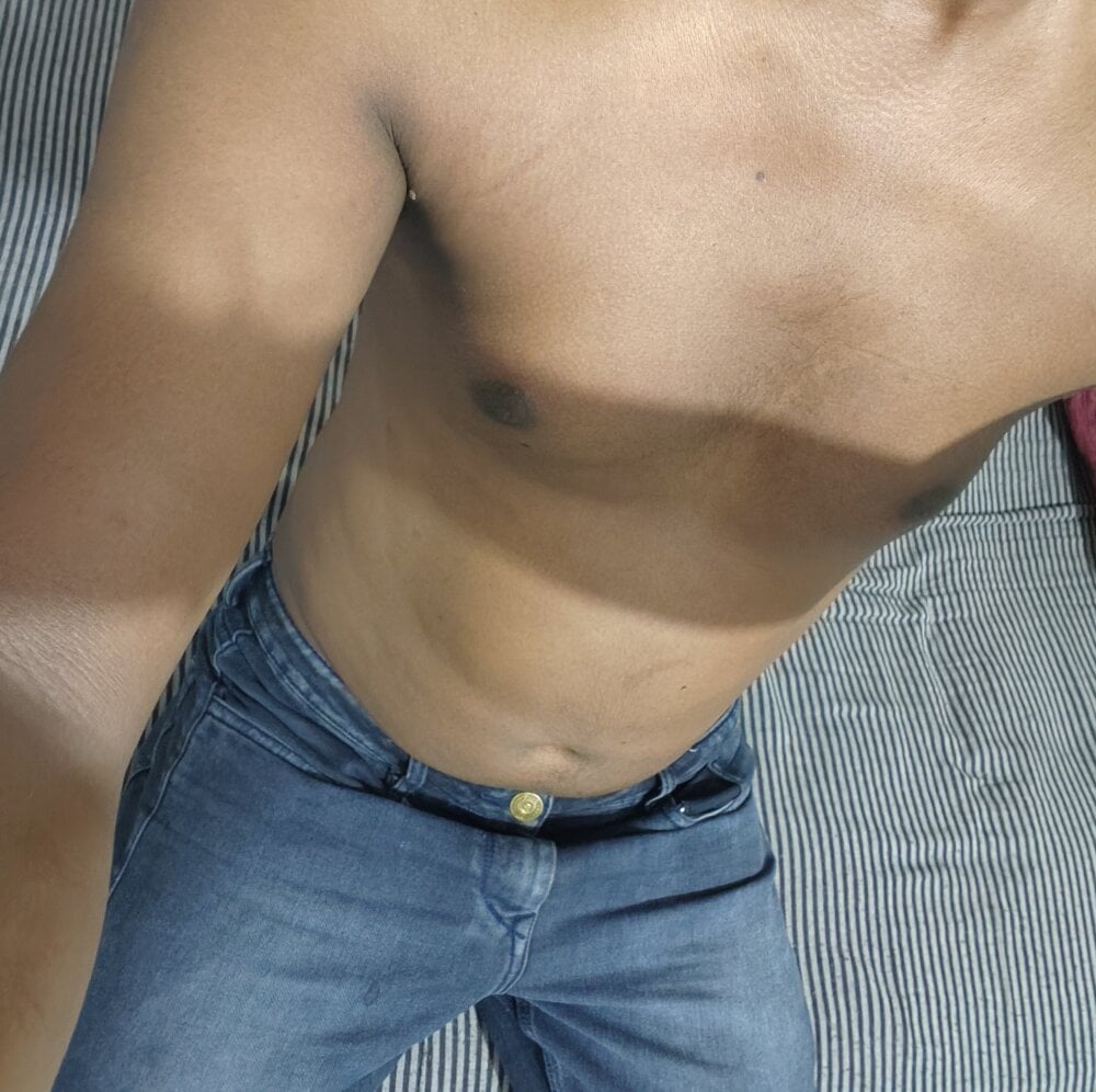 Big_tits_gujju profile
