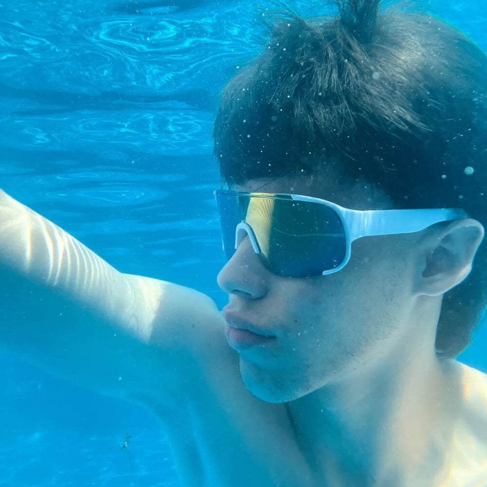 liam_velez from stripchat
