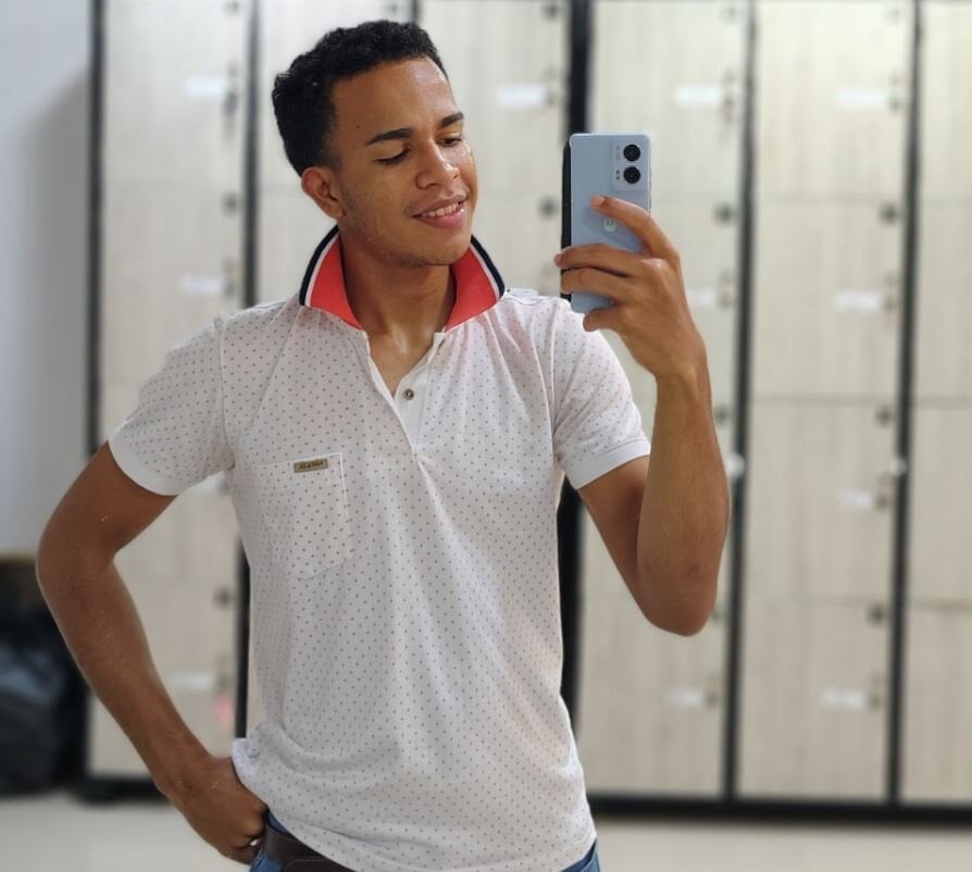 aston_xvera