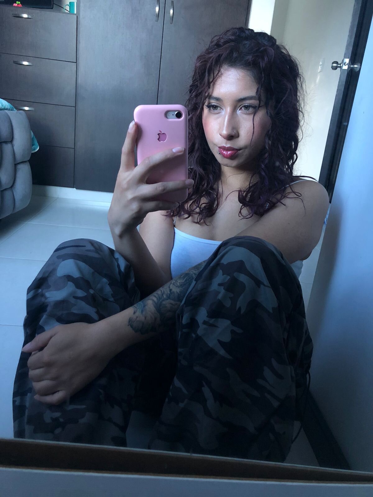 Lady_Genesis_