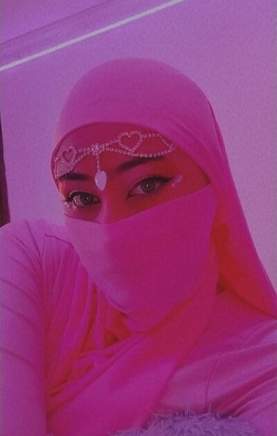Bella_hot29