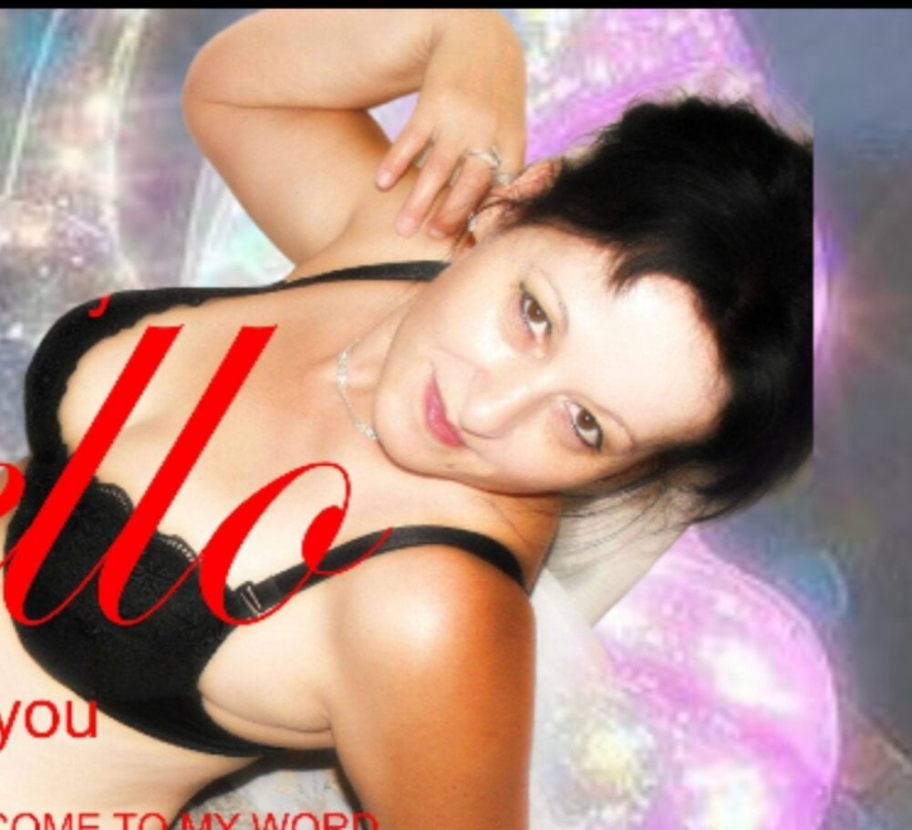 Live sex webcam photo for dalma5x #290183397