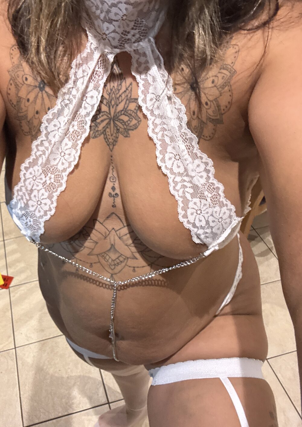 sexcam-girls.com ivybelle_milfuk livesex profile in bisexual cams