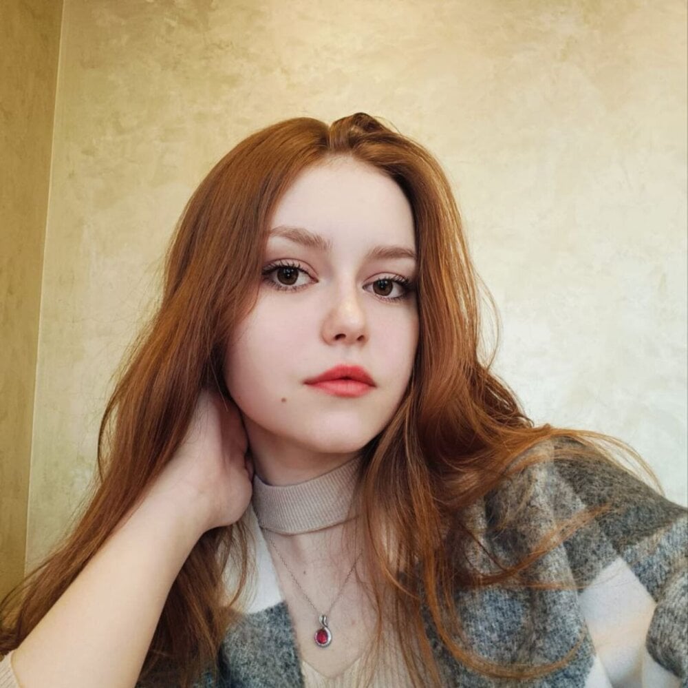 Live sex webcam photo for KimWilliams #289989776