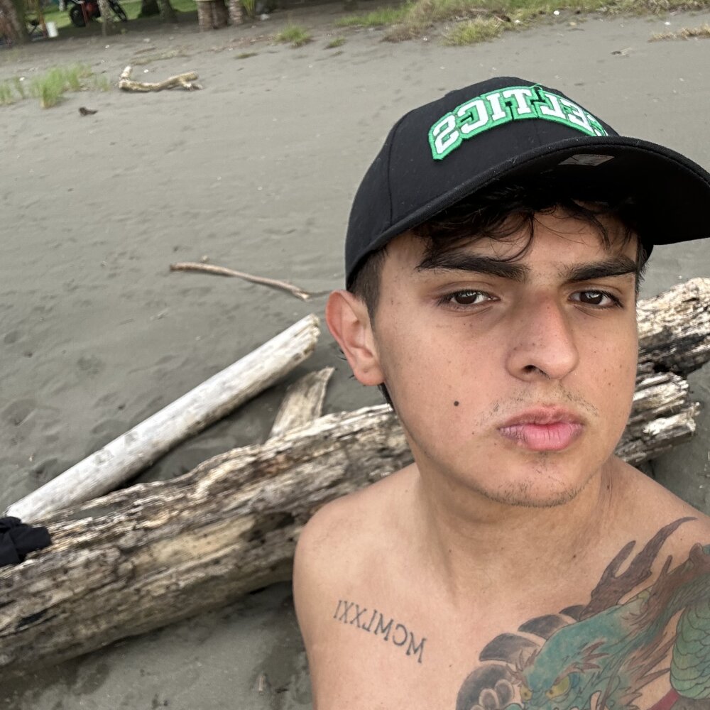 yeye2004 offline XXX-chat