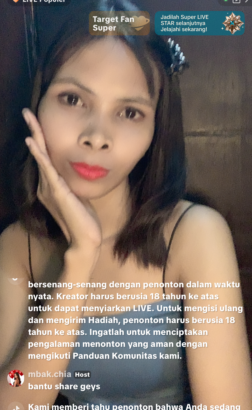 elivecams.com Yenyen1100 livesex profile in bisexual cams