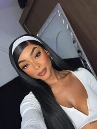 Chat XXX ao vivo de Vittoria_Hills