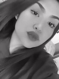 Rania_One's webcam live show