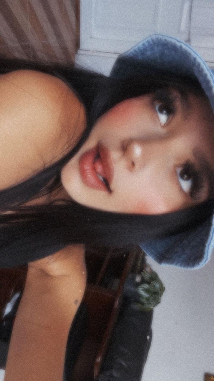 Mia_as_