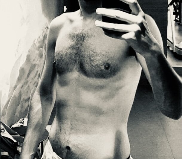 FeelingFrisky90 Chat XXX offline