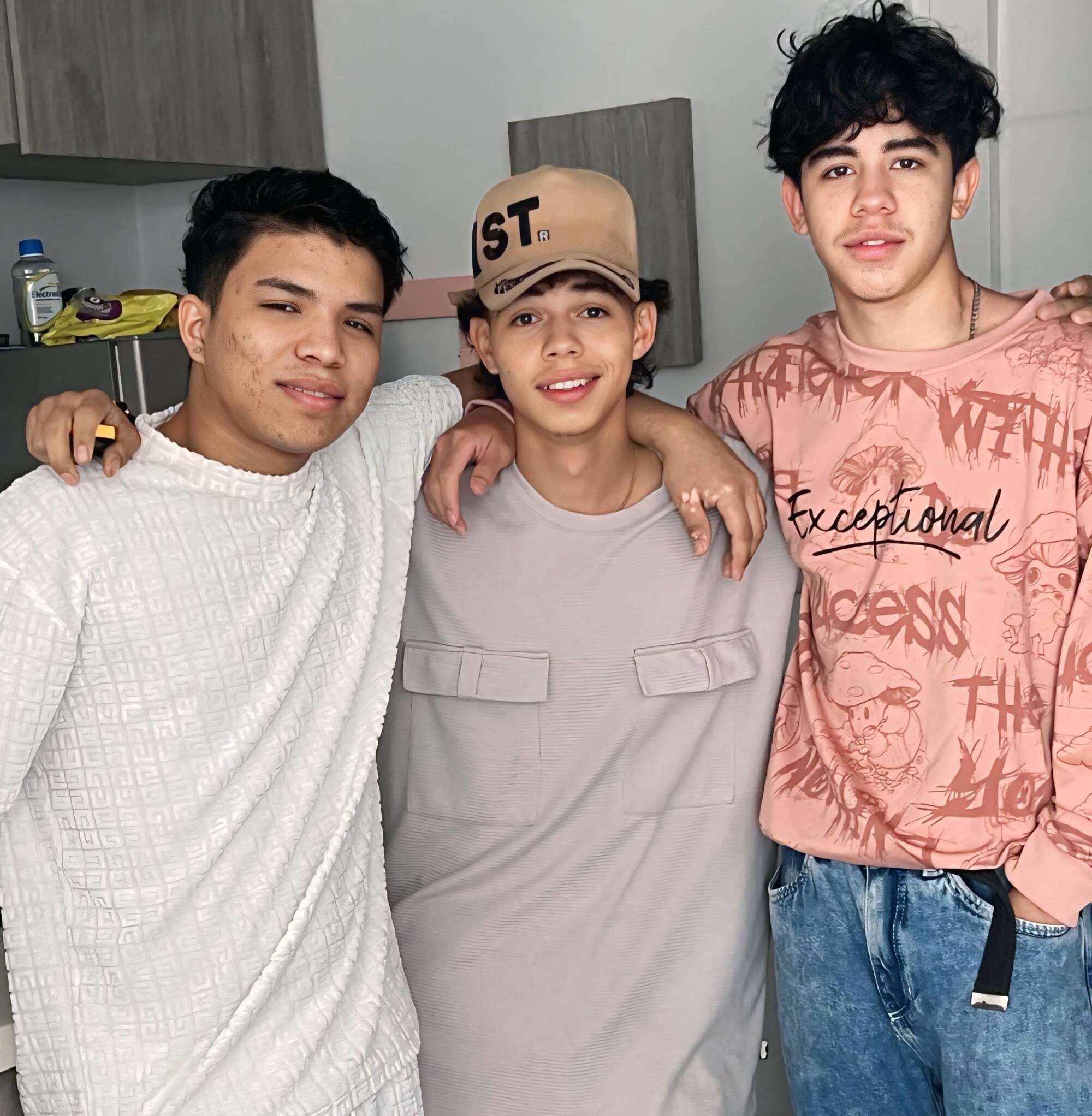 latin_naughty_boys