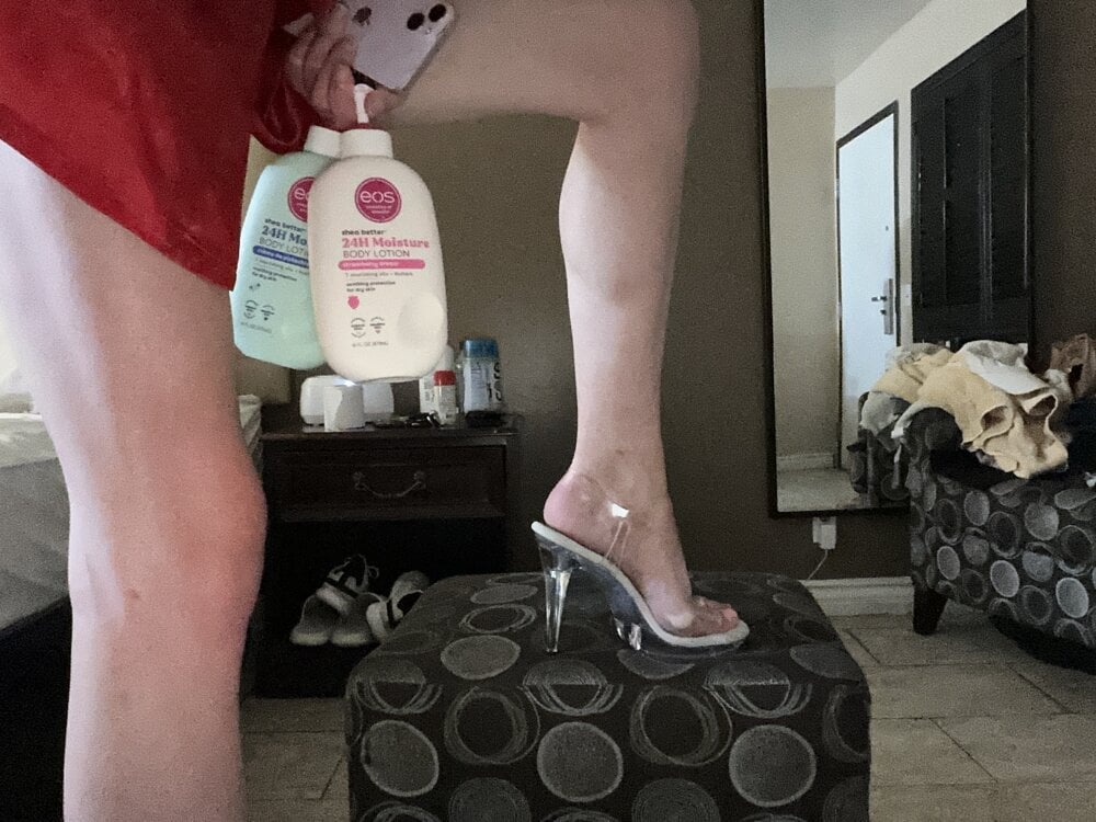 mistress_pea from stripchat
