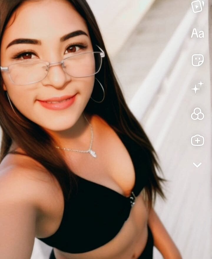 charlotte_hott_05