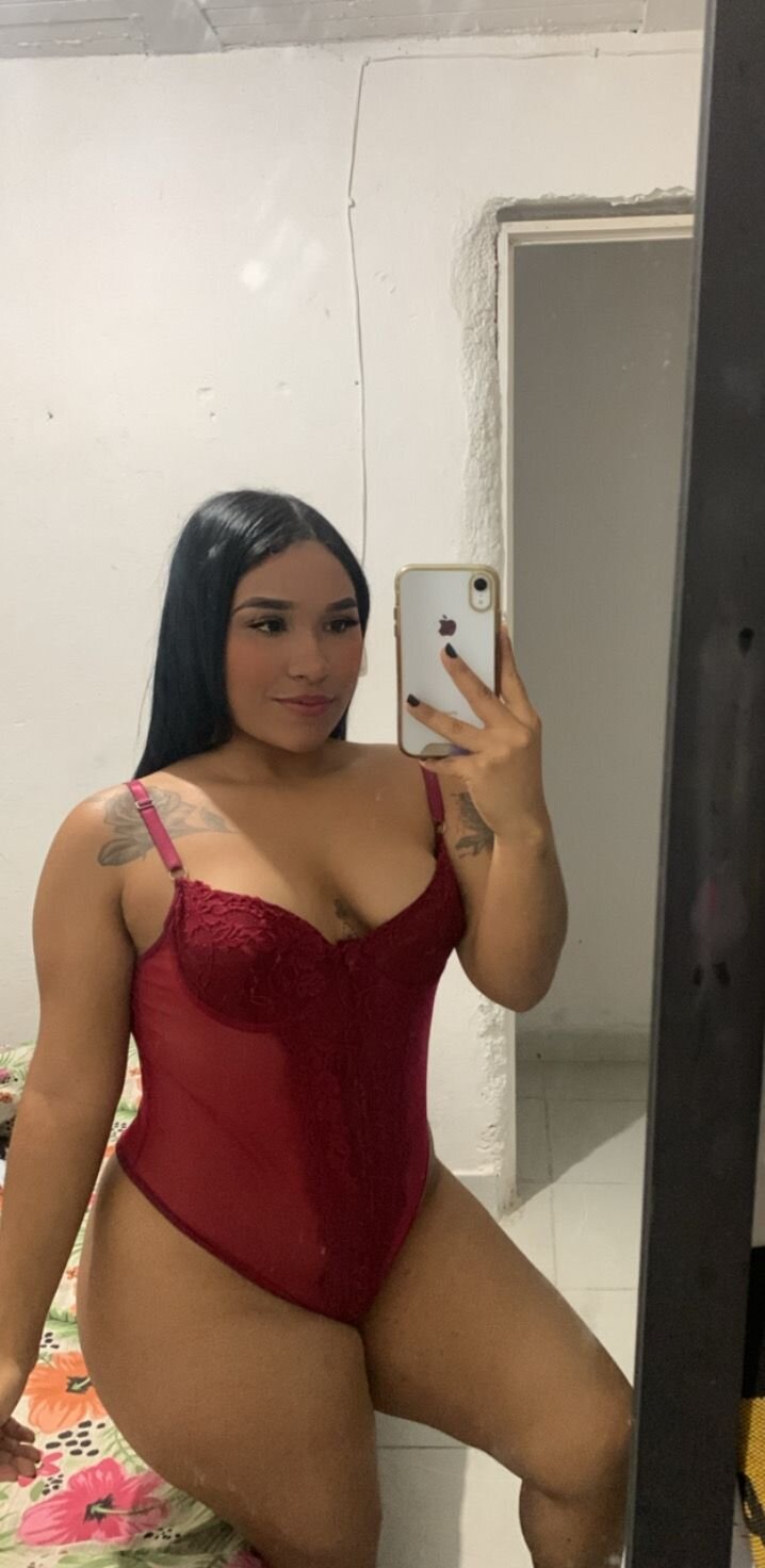 catalinahot0
