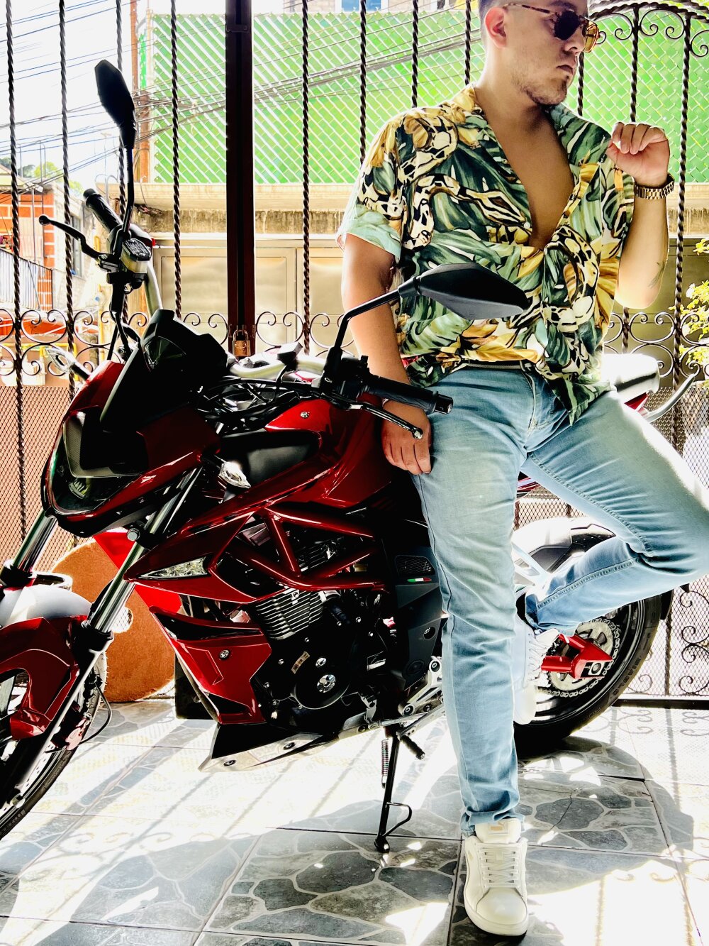 RMorales91's Offline XXX Chat