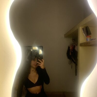 Dannadoll777 Female Colombianpetite Sex Webcam