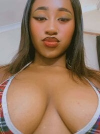 MommBubbles2's webcam live show