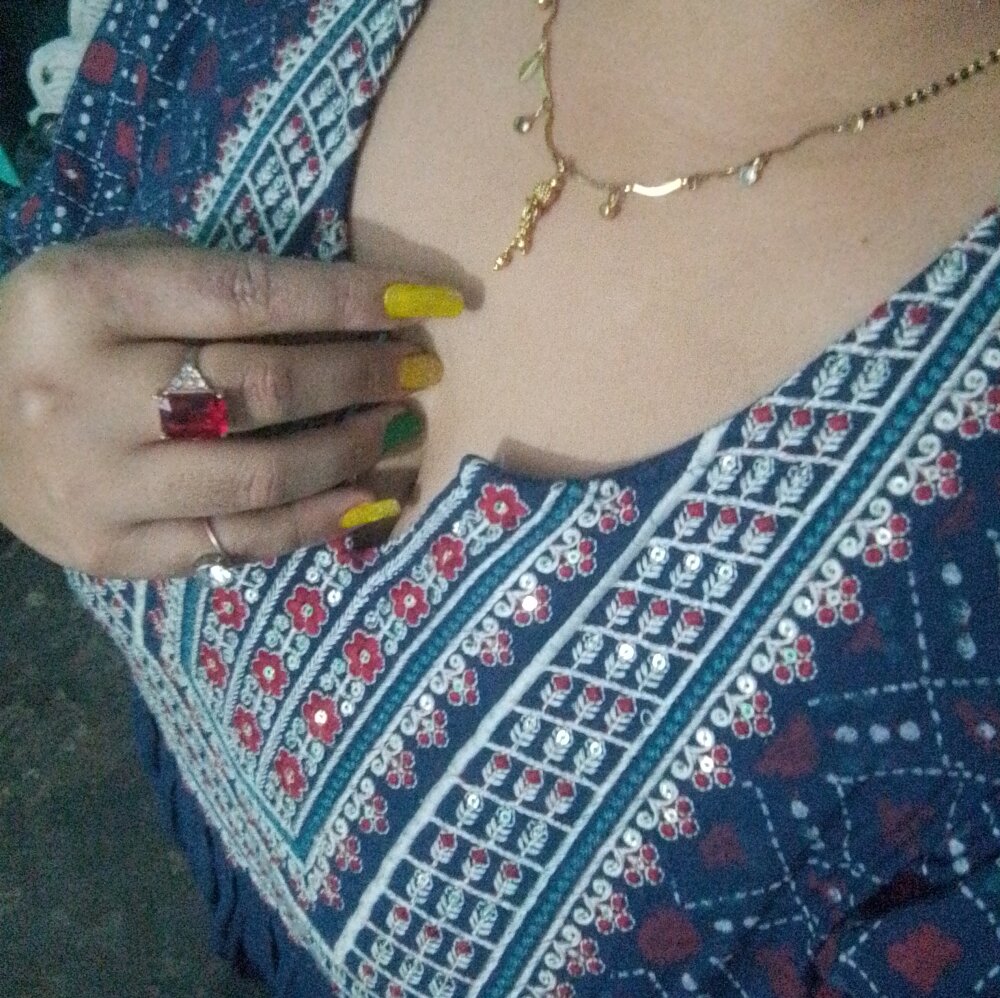 Kareena-live's most recent online preview