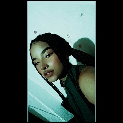 nixi__ from stripchat