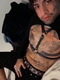 Azazelihornyasf's webcam live show