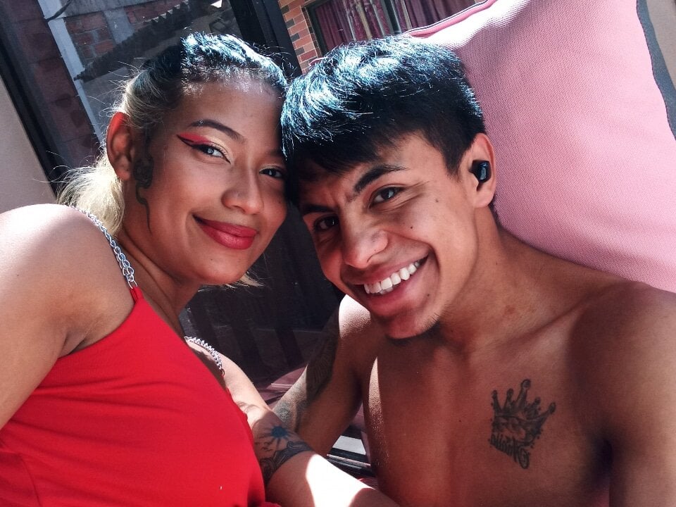 papi_mami_live from stripchat
