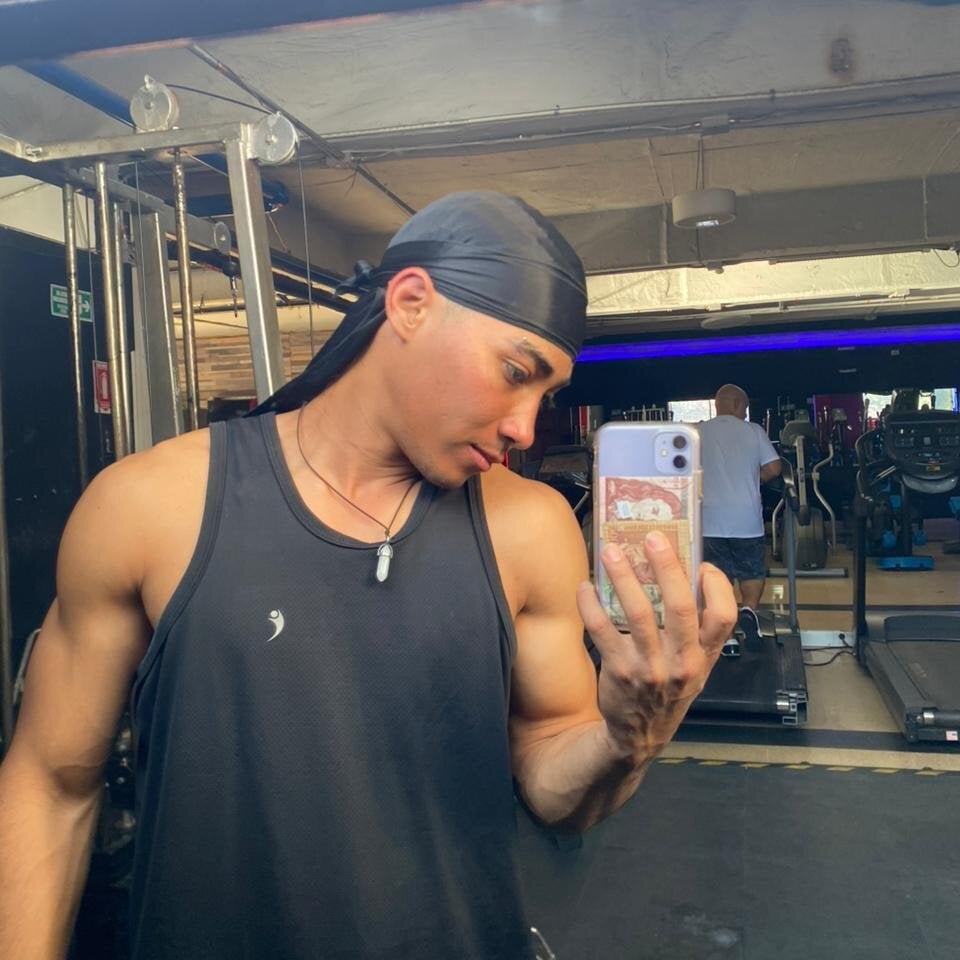 Maximo_Zahir profile