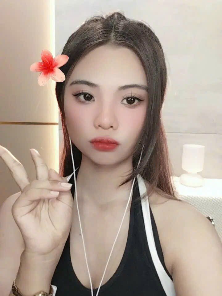 Jassy10688's Offline XXX Chat