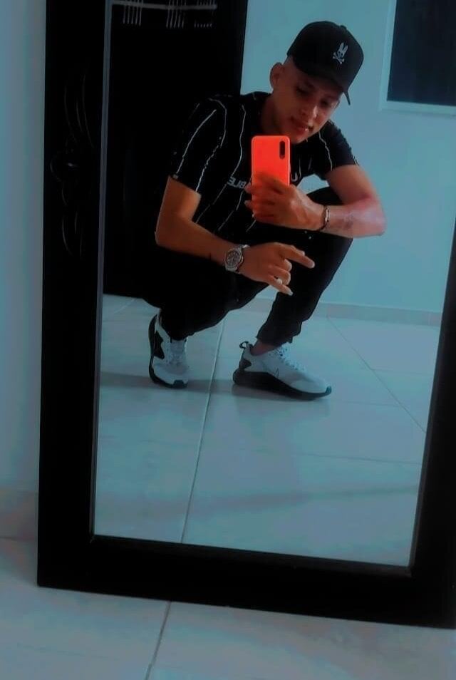 liam_bigcock23 profile