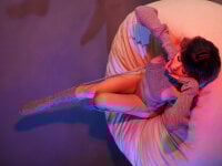 Tiny_Dream's webcam live show