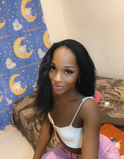 laricroft12 from stripchat