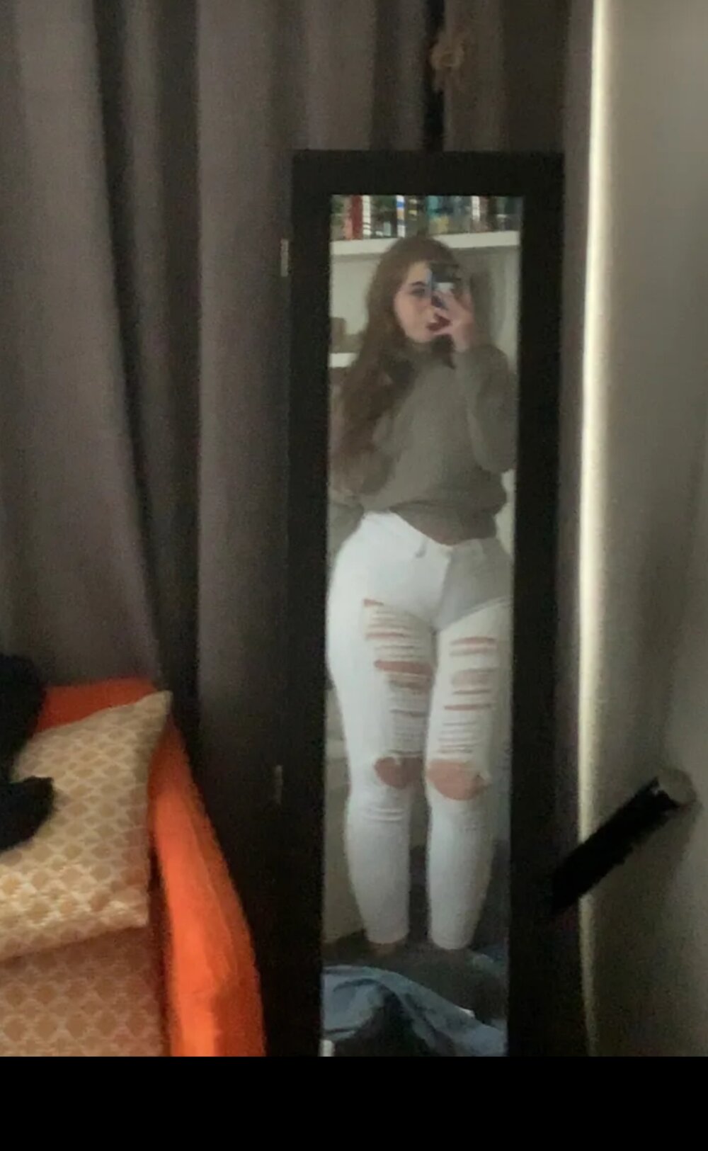 Yomama69-'s Offline XXX Chat